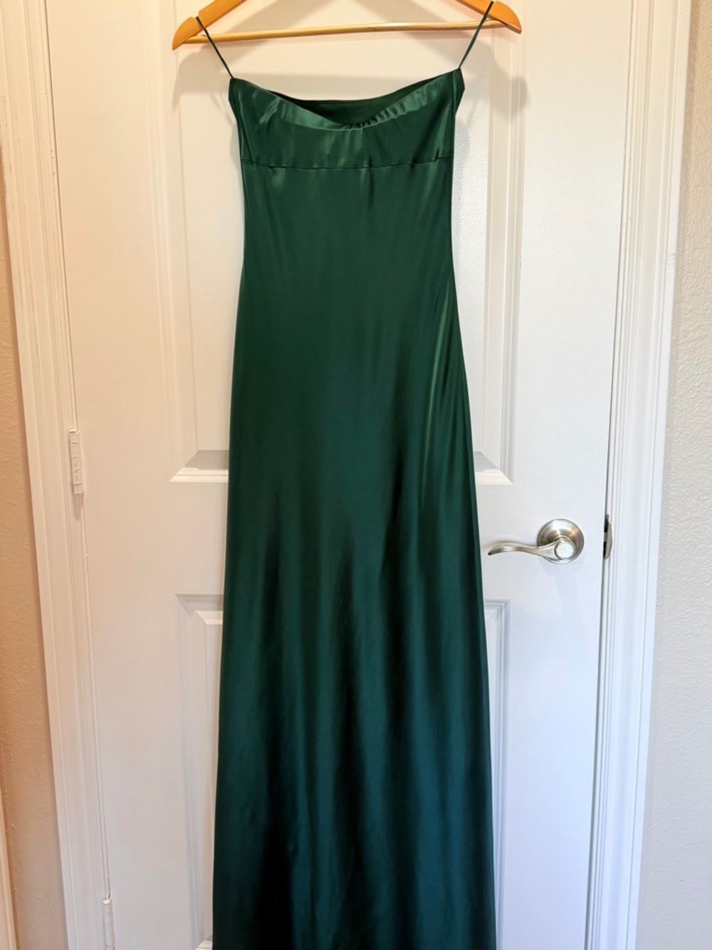 Reformation Oren Silk Dress In Forest, NWOT, NEVER WORN, NO FLAWS. - Picture 6 of 12